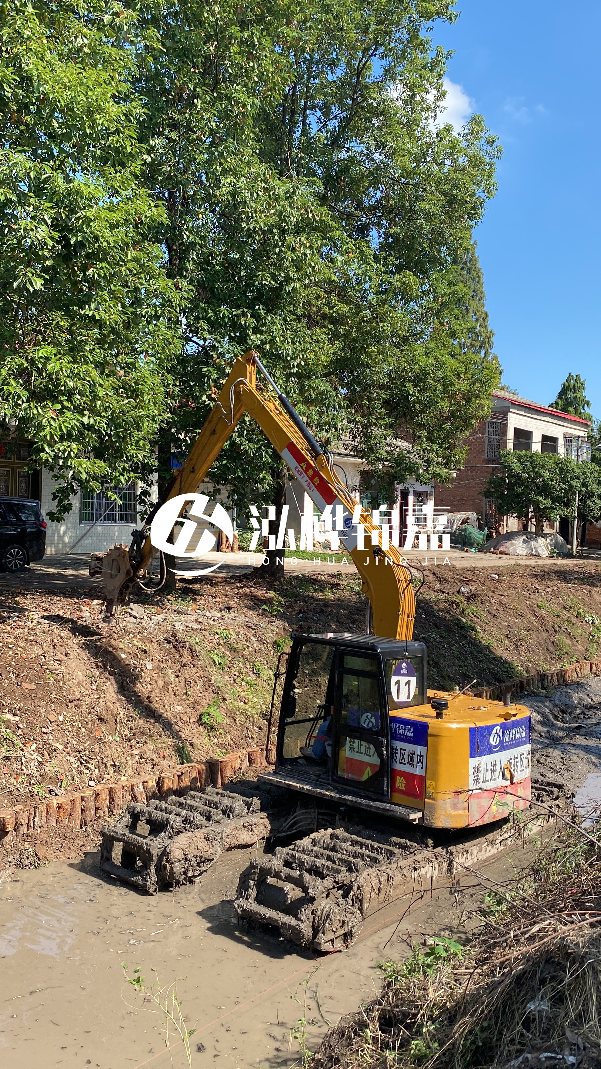 挖機壓松木樁可行嗎?真相在這里?