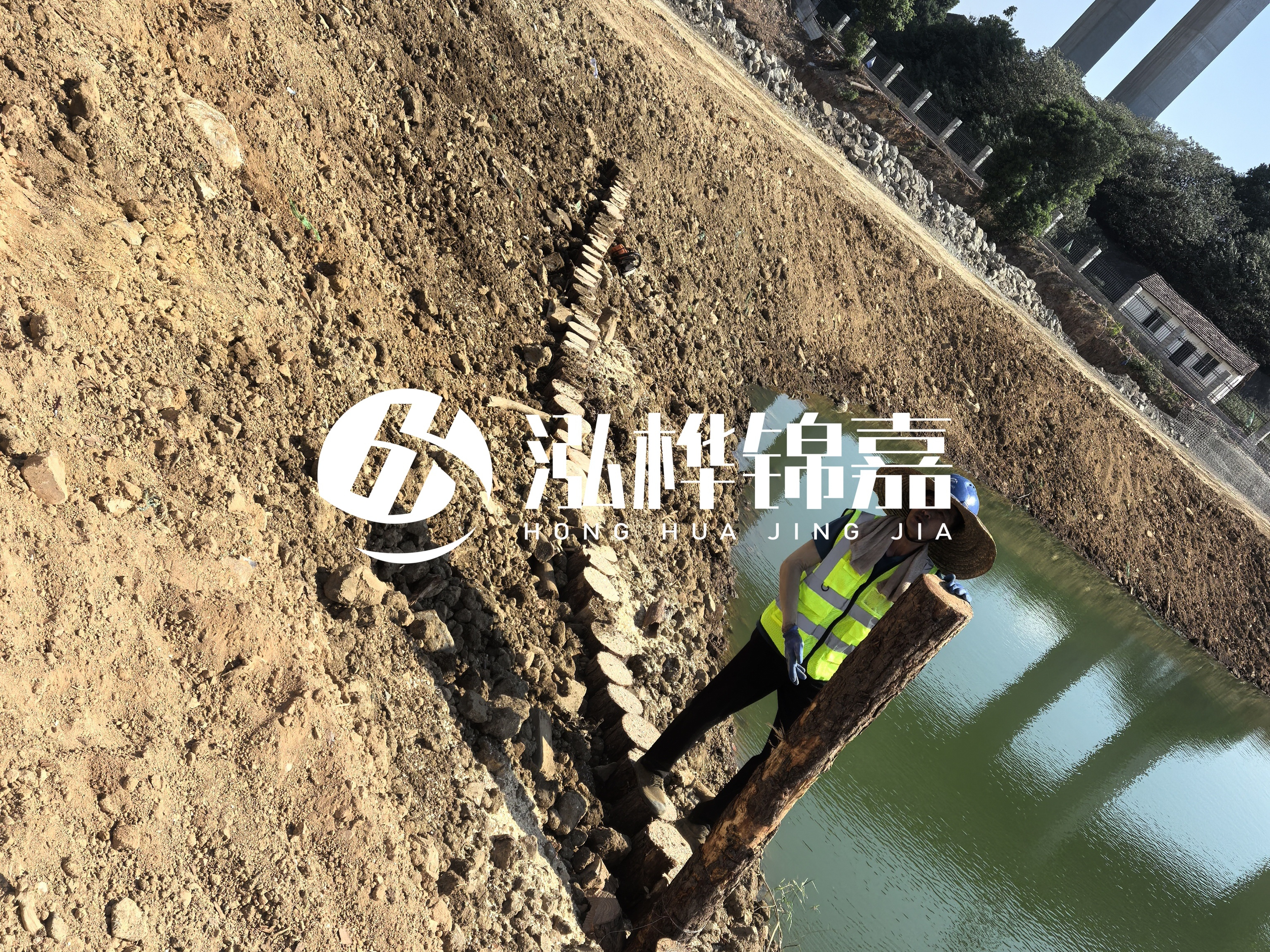 河邊打木樁有什么作用-河道打木樁可以保護河道周邊農田？