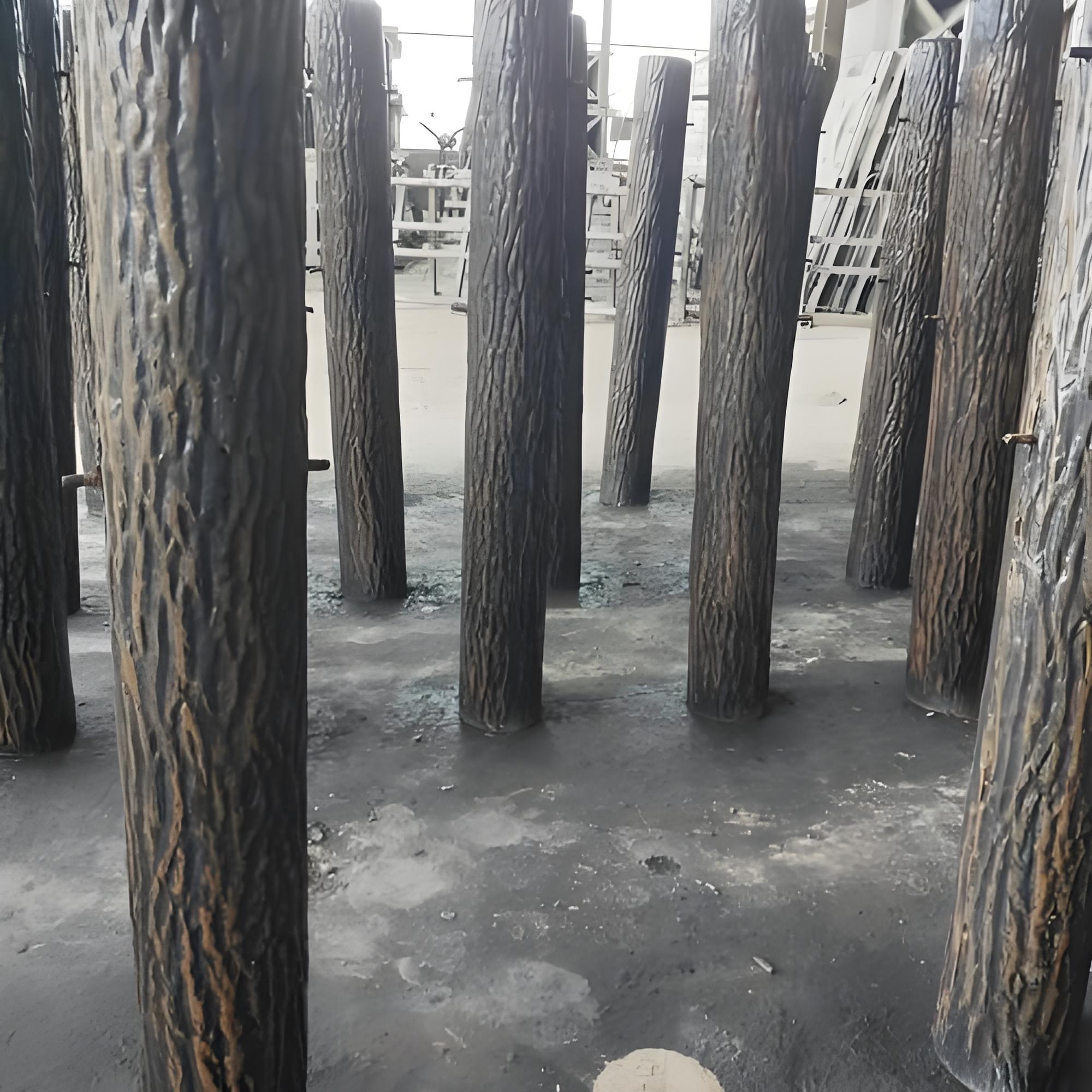 水泥樁批發(fā)廠家泓樺錦嘉 - 水泥仿木樁能否回收再利用??