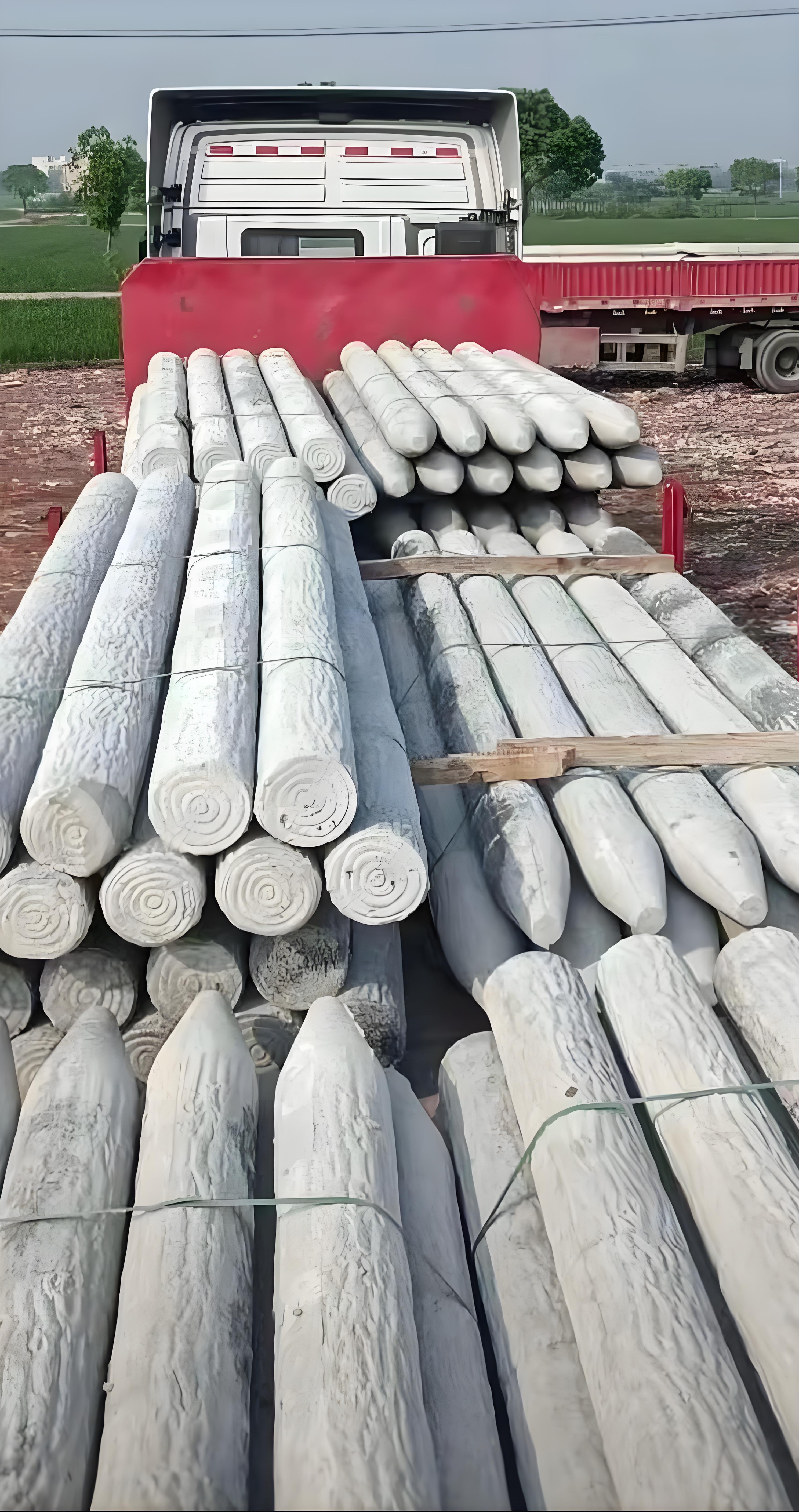 水泥樁廠家泓樺錦嘉-打仿木樁的施工流程是什么?